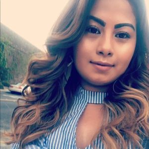 Meet your Posher, Yuli